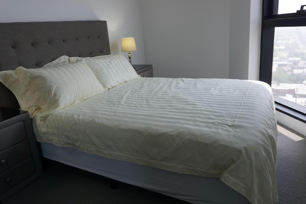 박스 힐 Skyone Lux 2Bed2Bath Aprt In Boxhill And Free Carpark 아파트 외부 사진