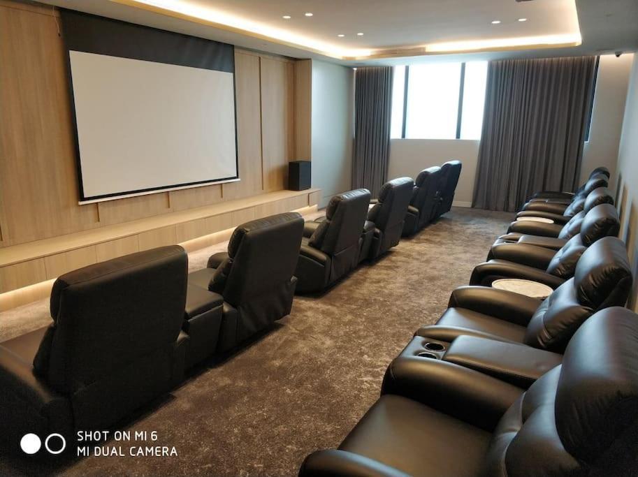 박스 힐 Skyone Lux 2Bed2Bath Aprt In Boxhill And Free Carpark 아파트 외부 사진